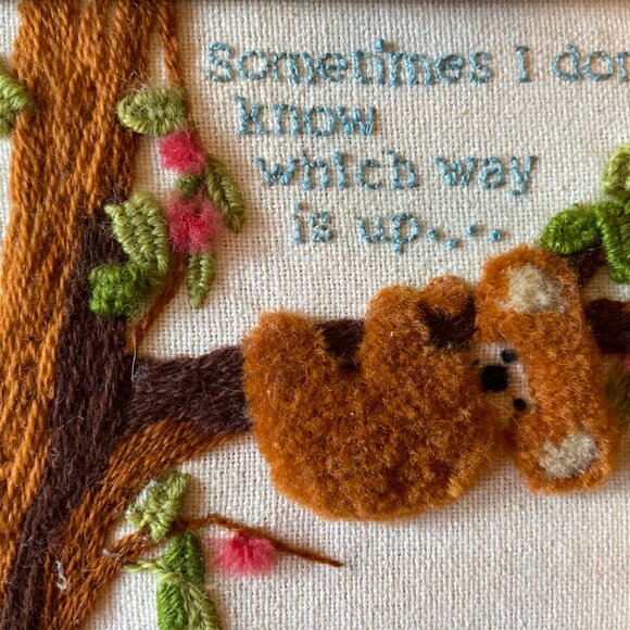 Vtg Jiffy Crewel Embroidery Stitchery Koala Bear 5x7 Oak Framed Picture Decor - Picture 8 of 9